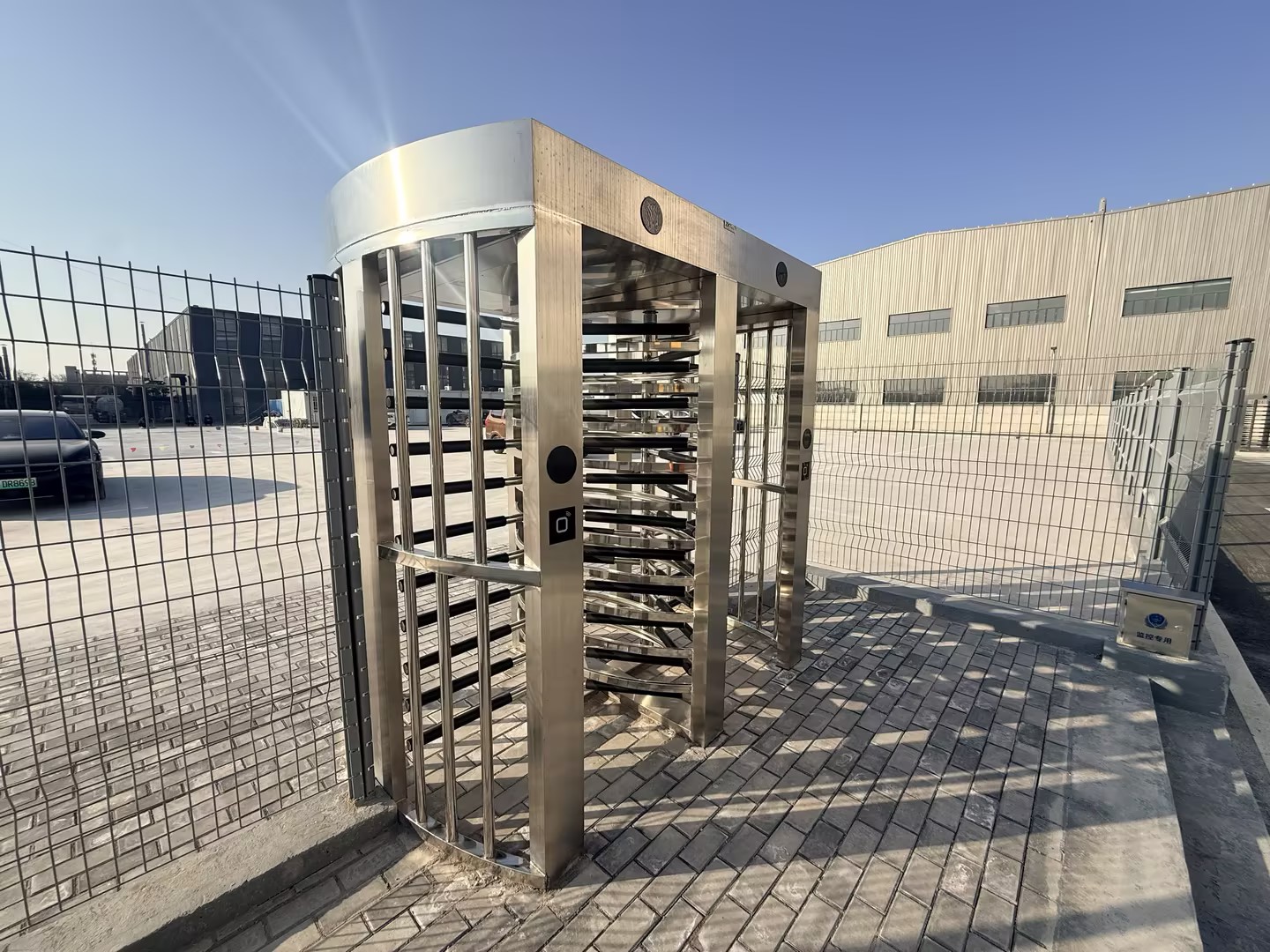 为什么工厂要装全高转闸？